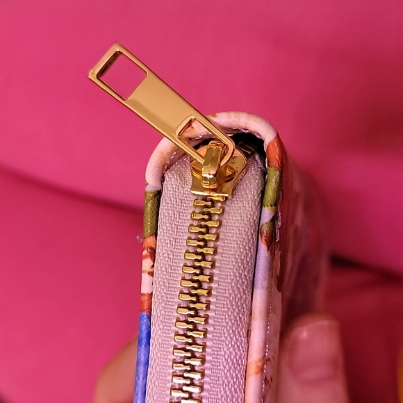 2 Pieces NWOT Red Yellow Floral Shoulder Handbag or Clutch w wallet wristlet - Picture 13 of 14